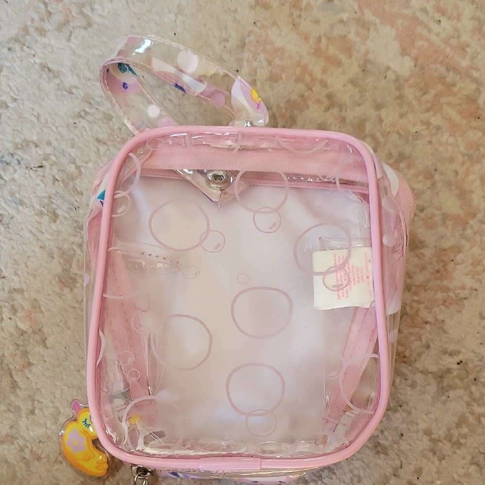 Barbie Travel Toiletries/Bath Set - Pink - Picture 6 of 12